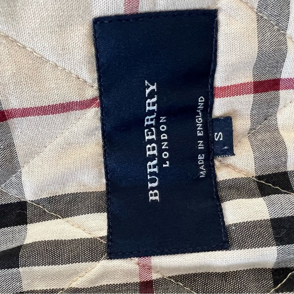 Burberry London Ecru Checked Lining Single Brusted Quilted lightweight jacket - Picture 7 of 8